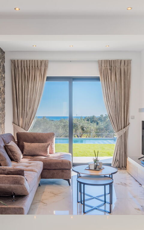 Villa Olivum: Cucina, Soggiorno