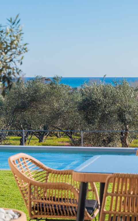 Villa Olivum: all'aperto, Esterni, Giardino, Piscina