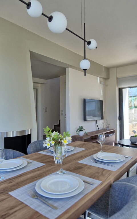 Phaedra: Sala da pranzo, Soggiorno