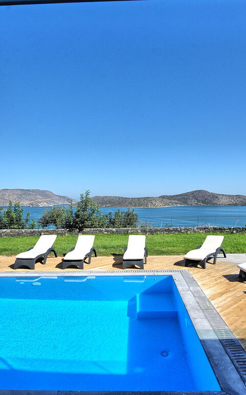 Villa Marina: all'aperto, Giardino, Piscina