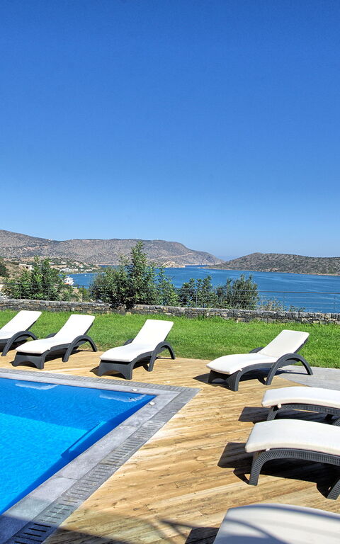 Villa Marina: all'aperto, Giardino, Piscina