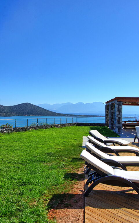 Villa Marina: all'aperto, Giardino, Piscina