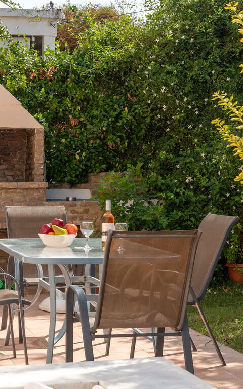 Villa Flora: all'aperto, Balcone / Terrazza / Patio, Esterni