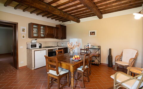 Alloggio Carro: Cucina, Sala da pranzo, Soggiorno