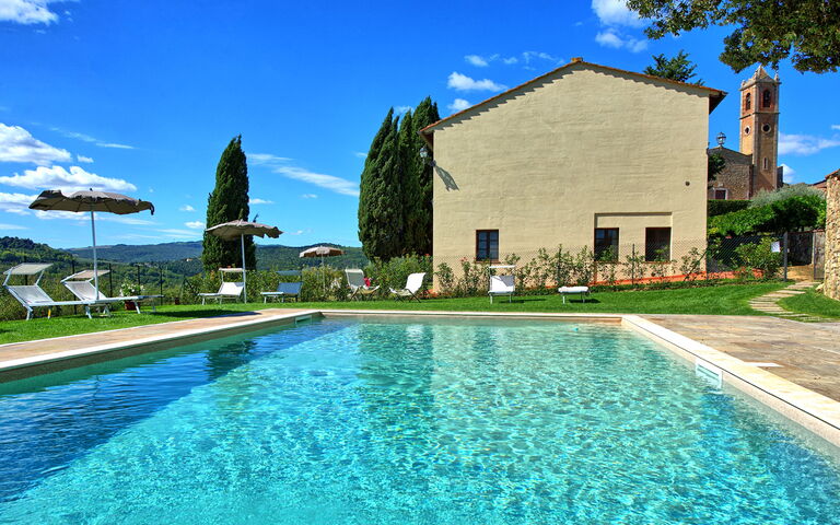 Montauto: Esterni, Giardino, Piscina