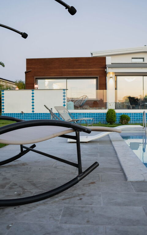 Villa Vincenzo: Esterni, Giardino, Piscina