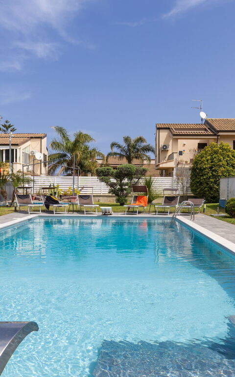 Villa Vincenzo: all'aperto, Esterni, Piscina