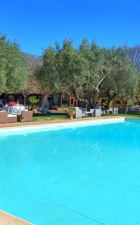 Villa Maddalena: all'aperto, Esterni, Piscina