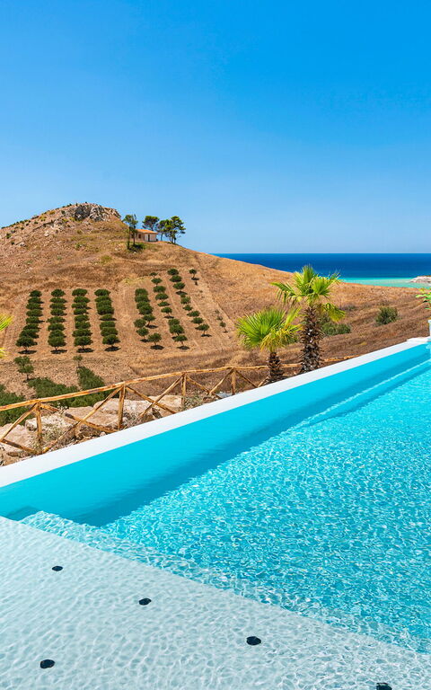Villa Domizia: Piscina, Vista Panoramica
