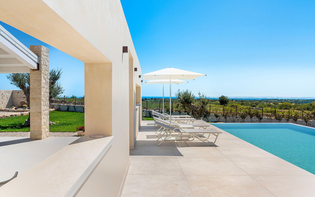 Villa Mora: all'aperto, Esterni, Piscina, Vista Panoramica