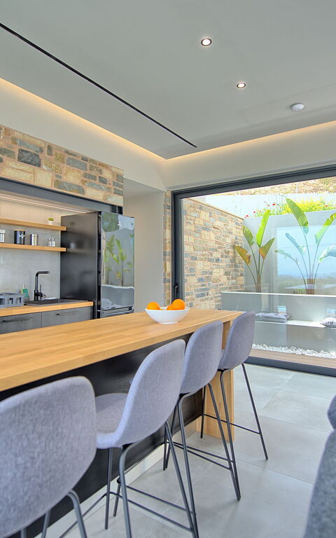 Villa Kallos: Cucina, Sala da pranzo, Soggiorno