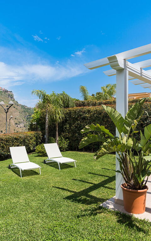 Villa Giutitta: Esterni, Giardino