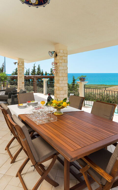 Villa Anthea: Esterni, Piscina, Vista Panoramica