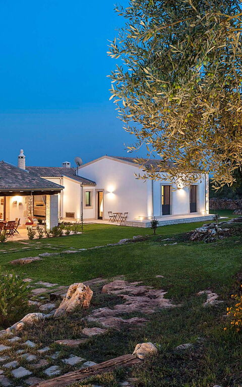 Corte Moscata: Esterni