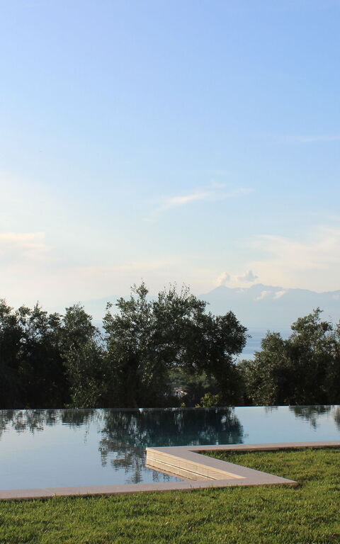 Villa Acropolitana: all'aperto, Esterni, Giardino, Piscina