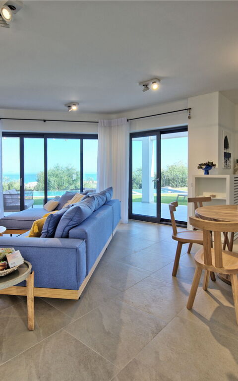 Villa Acropolitana: Cucina, Soggiorno