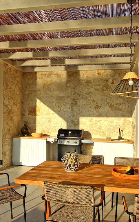 Villa Acropolitana: all'aperto, Esterni