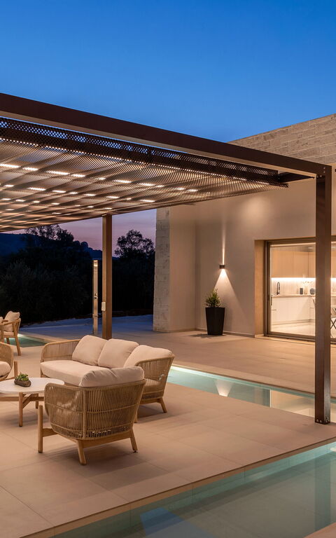 Villa El: Balcone / Terrazza / Patio, Piscina