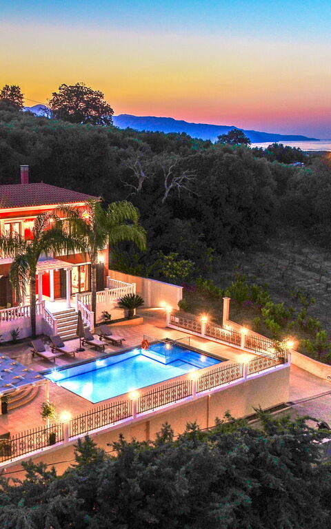 Iro Royal Villa: all'aperto, Esterni, Piscina, Vista Panoramica