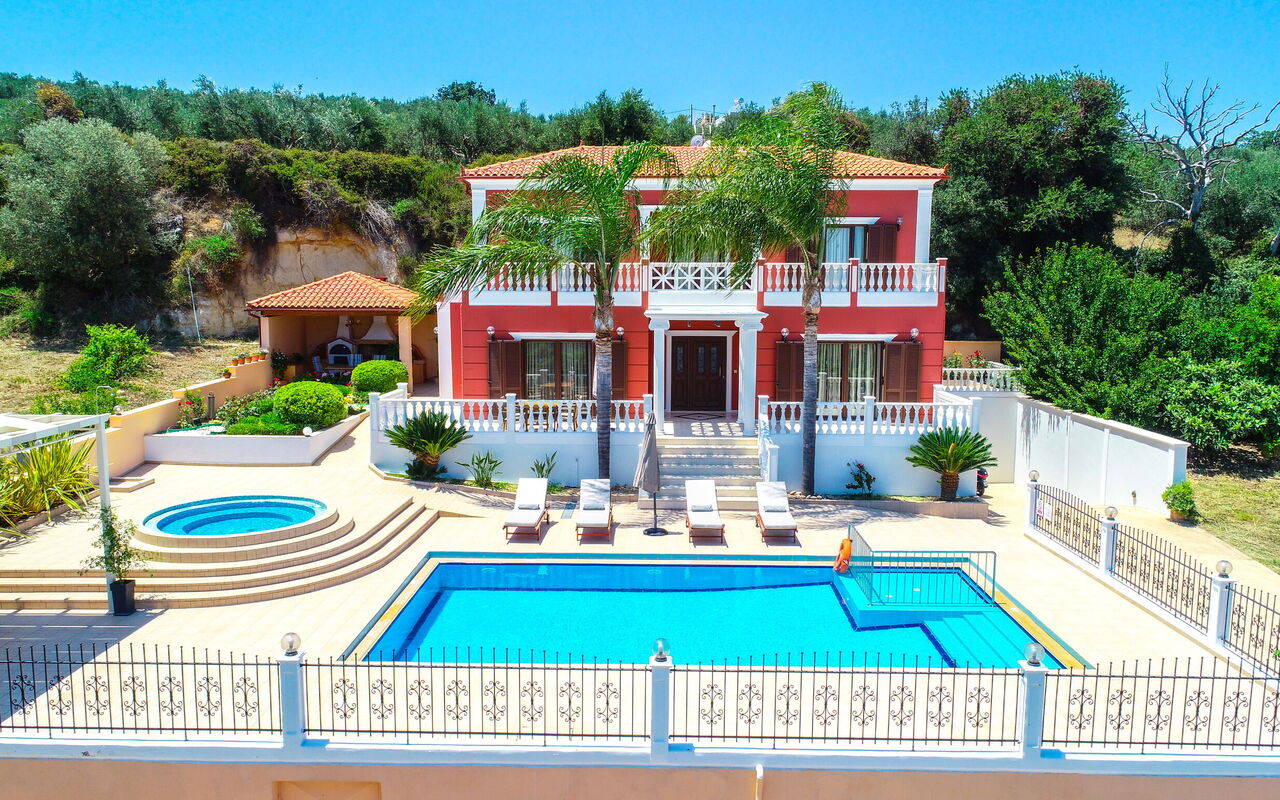 Iro Royal Villa: all'aperto, Esterni, Idromassaggio, Piscina