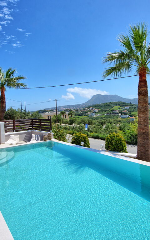 Villa Kostantina: all'aperto, Estate, Piscina