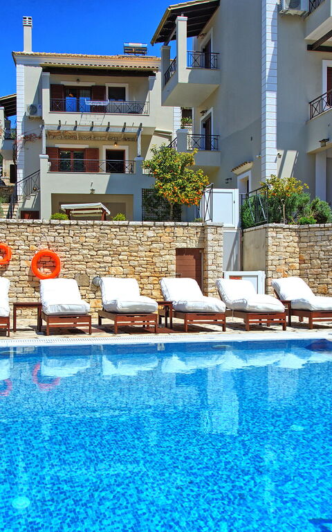 Villa Angie: all'aperto, Esterni, Piscina