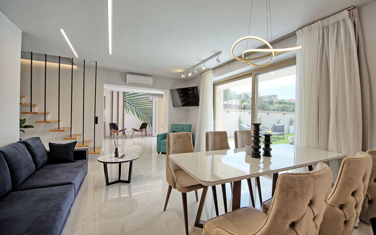 Villa Silentium Evilia: Sala da pranzo, Soggiorno