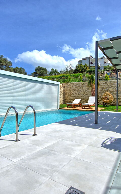 Villa Silentium Ionia: all'aperto, Balcone / Terrazza / Patio, Piscina