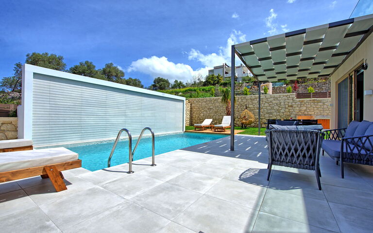 Villa Silentium Ionia: all'aperto, Balcone / Terrazza / Patio, Piscina