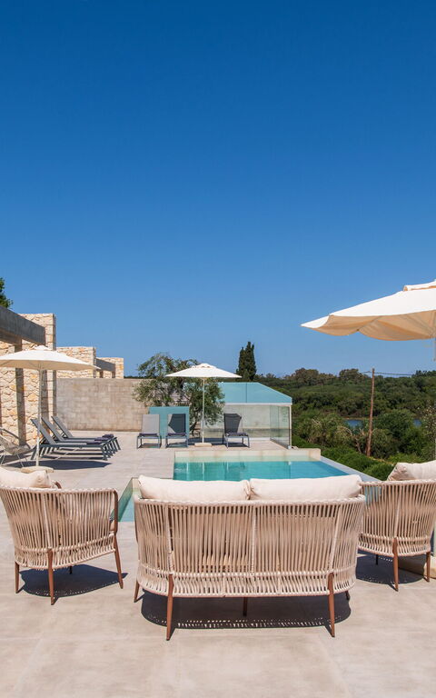 Villa Otter: all'aperto, Esterni