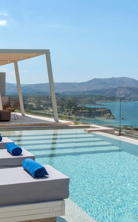 Seaview Lux: all'aperto, Esterni, Piscina