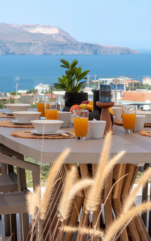 Seaview Lux: all'aperto, Cibo, Esterni