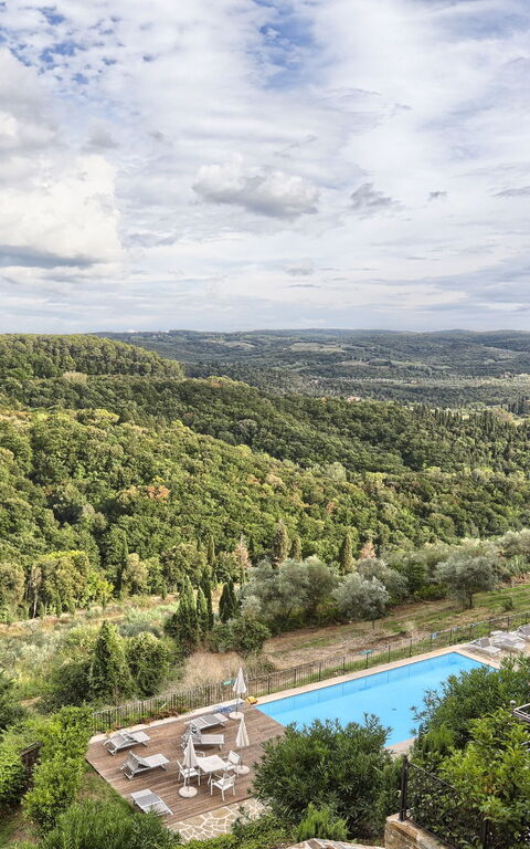 Il Borgo: all'aperto, Piscina, Vista Panoramica