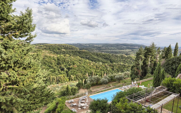 Il Borgo: all'aperto, Piscina, Vista Panoramica