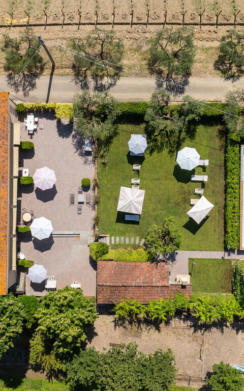 Bello Stare: all'aperto, Piscina