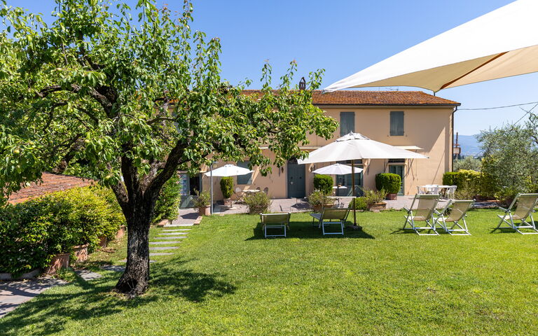 Bello Stare: all'aperto, Giardino