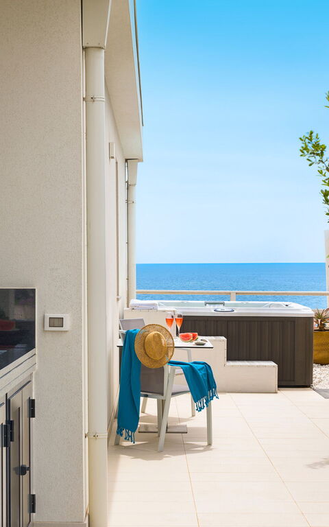 Villa Hermes: all'aperto, Estate, Vista Panoramica