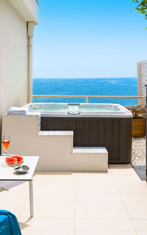 Villa Hermes: all'aperto, Estate, Vista Panoramica