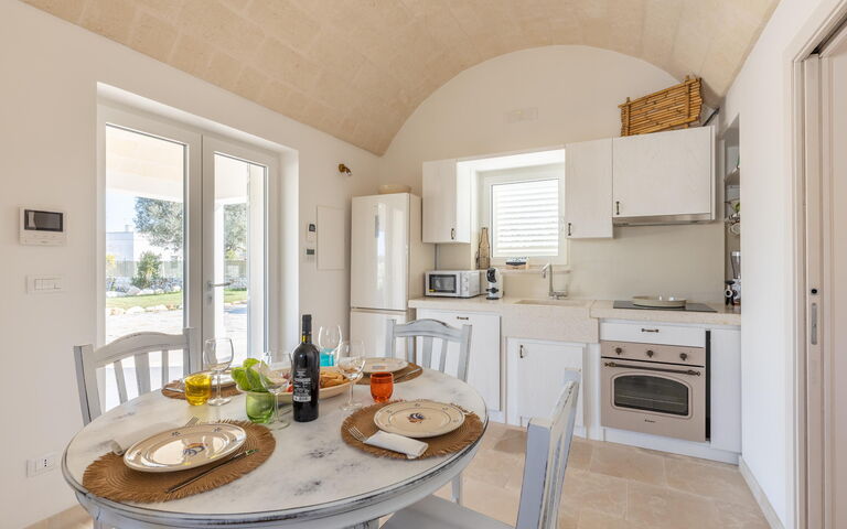 Trullo Adea: Cucina, Sala da pranzo