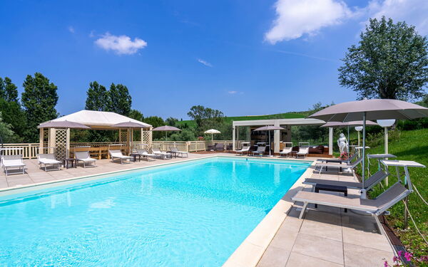 Villa Ca Viola: all'aperto, Esterni, Piscina