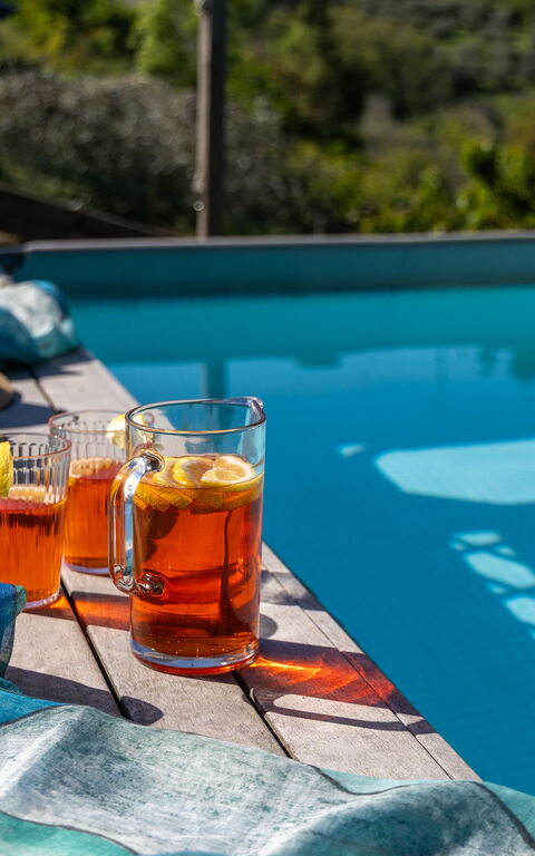 La Nocciola: all'aperto, Piscina
