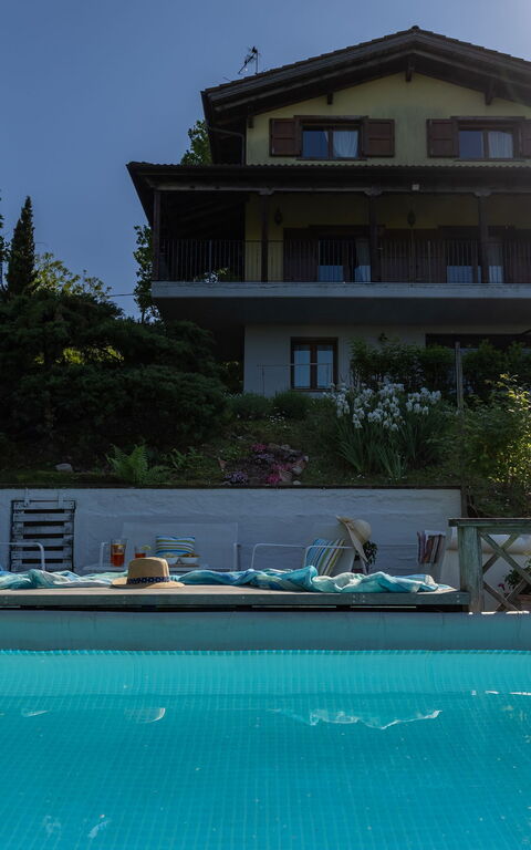 La Nocciola: all'aperto, Esterni, Piscina