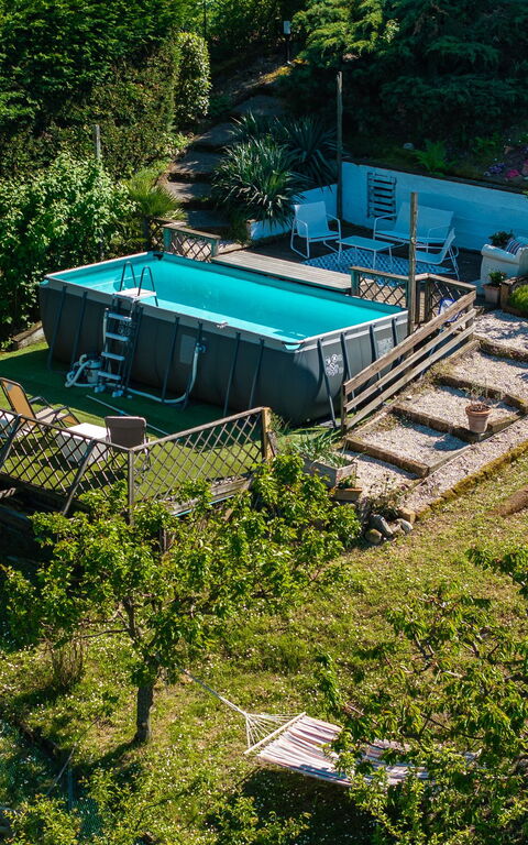 La Nocciola: all'aperto, Piscina
