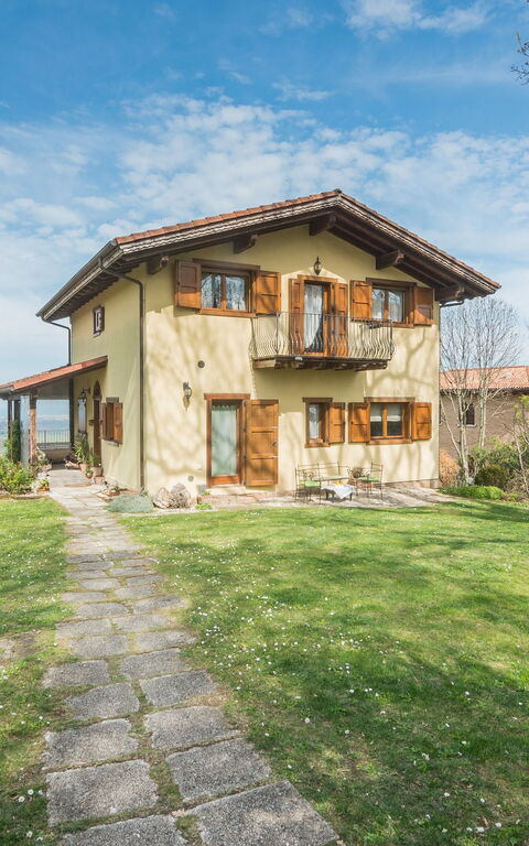 La Nocciola: all'aperto, Entrata Principale, Esterni, Giardino