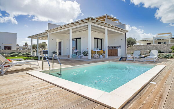 Villa San Lorenzo Timo: all'aperto, Esterni, Piscina