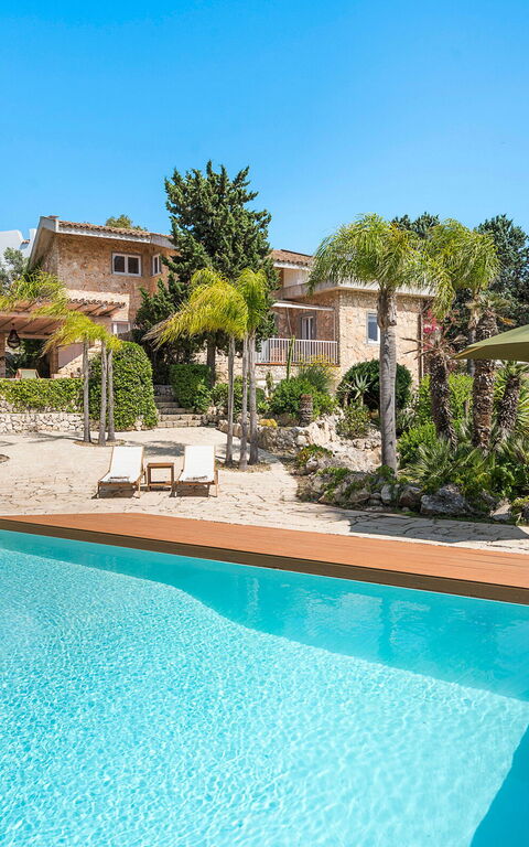 Villa Madda: all'aperto, Piscina