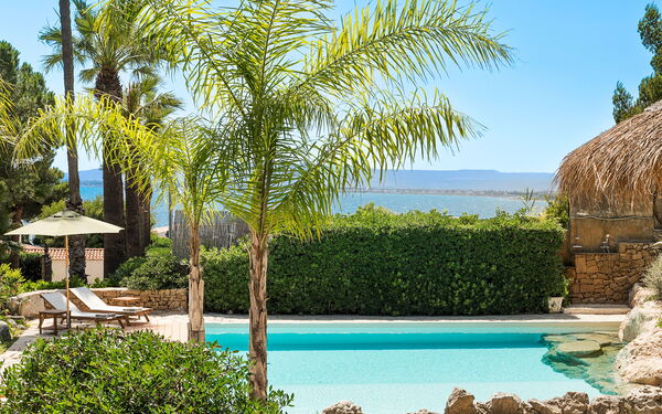 Villa Madda: all'aperto, Piscina