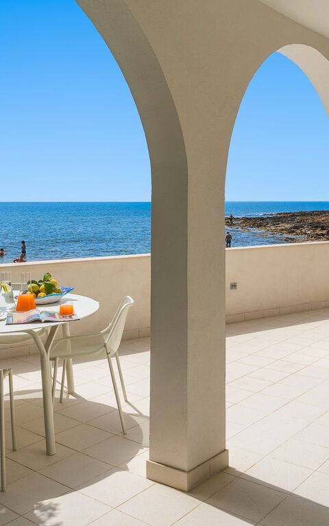 Brezza Marina: all'aperto, Esterni