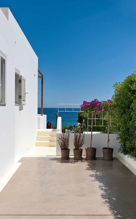 Casa Blu: all'aperto, Esterni