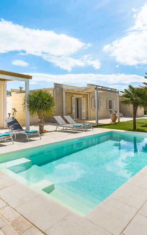 Villa Azulea: all'aperto, Esterni, Giardino, Piscina